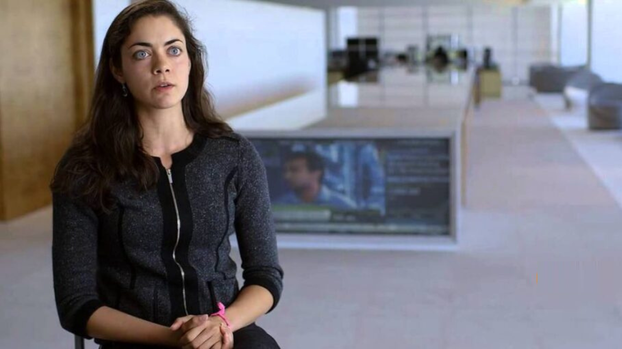 Shivon Zilis Physical Appearance (Height and Weight)