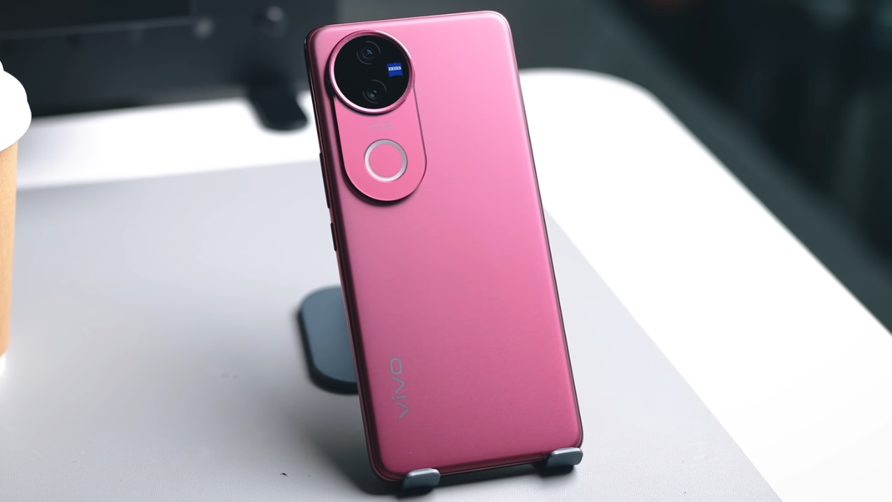 3. Vivo V50